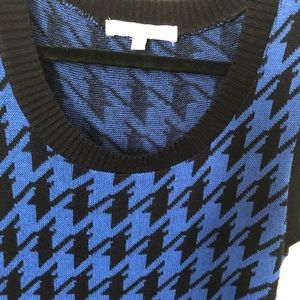Black and blue houndstooth tank